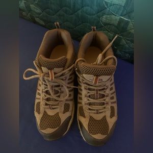 Hiking 🥾 shoes the North Face